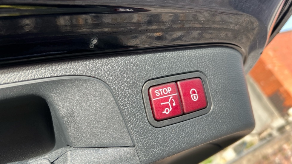 Used Mercedes-Benz EQC 2024 for sale - 76691431: Photo 51