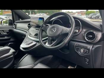 Used Mercedes-Benz V-Class 2023 for sale - 75045984: Photo