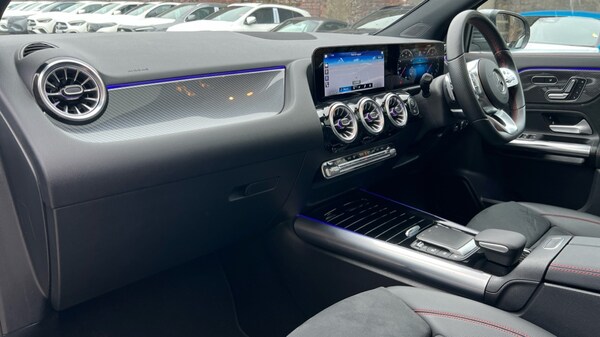 Used Mercedes-Benz GLA 2021 for sale - 76190914: Photo 11