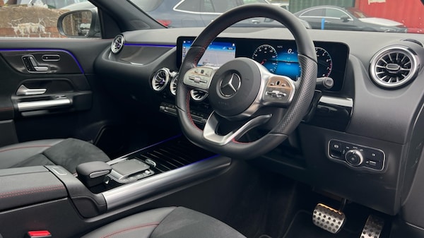 Used Mercedes-Benz GLA 2021 for sale - 76190914: Photo 3