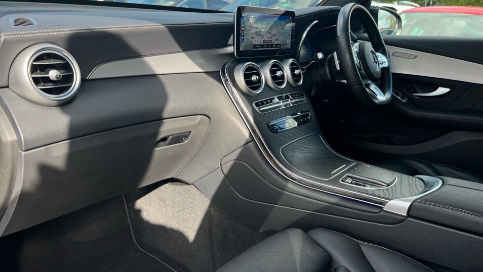 Used Mercedes-Benz GLC 2022 for sale - 75966950: Photo 11