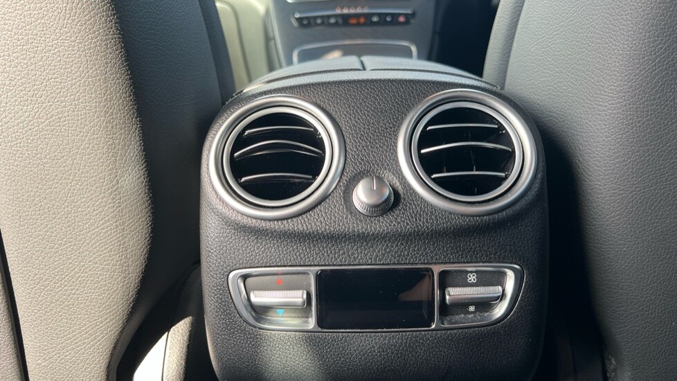 Used Mercedes-Benz GLC 2022 for sale - 75966950: Photo 36