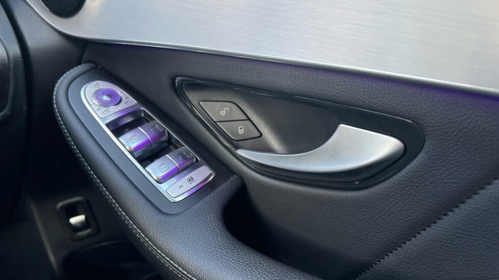 Used Mercedes-Benz GLC 2022 for sale - 75966950: Photo 50