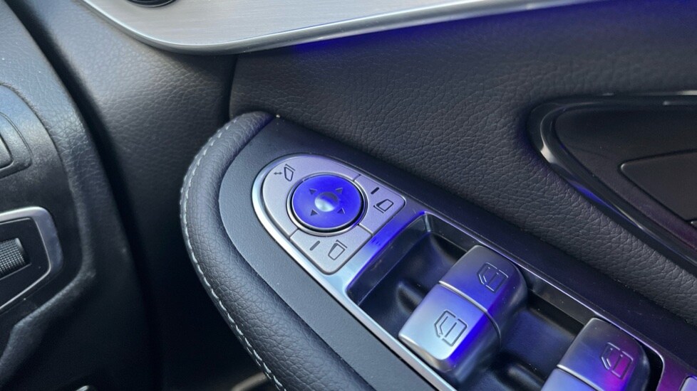 Used Mercedes-Benz GLC 2022 for sale - 75966950: Photo 51