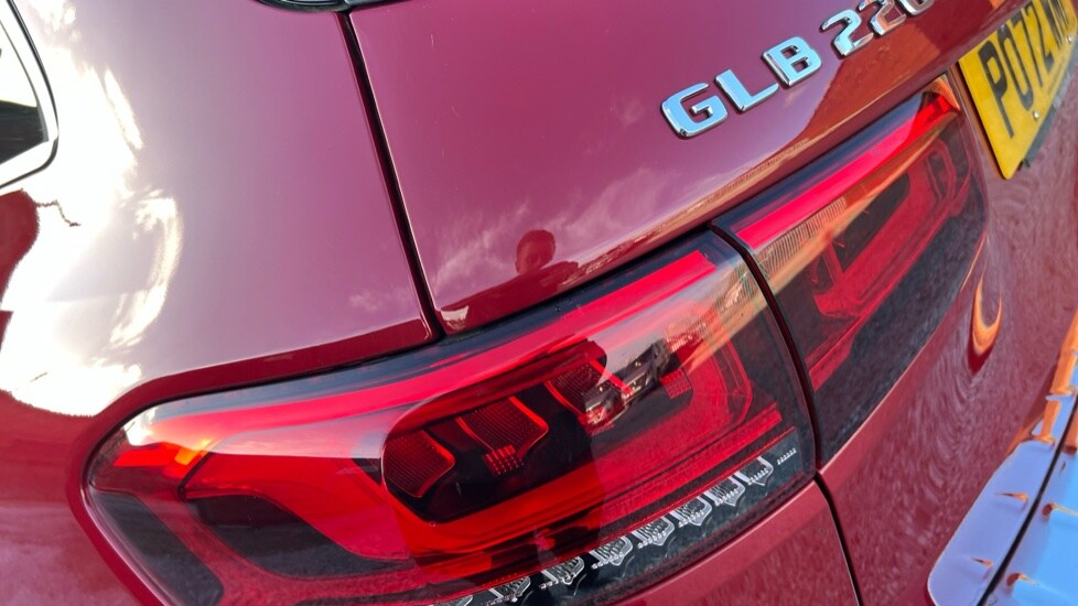 Used Mercedes-Benz GLB 2022 for sale - 76393660: Photo 21