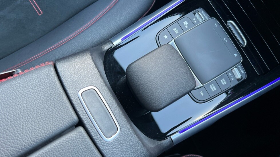 Used Mercedes-Benz GLB 2022 for sale - 76393660: Photo 35