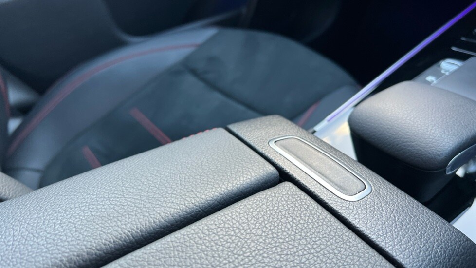 Used Mercedes-Benz GLB 2022 for sale - 76393660: Photo 57