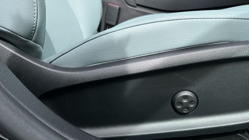 Used Mercedes-Benz A-Class 2024 for sale - 76479776: Photo 39