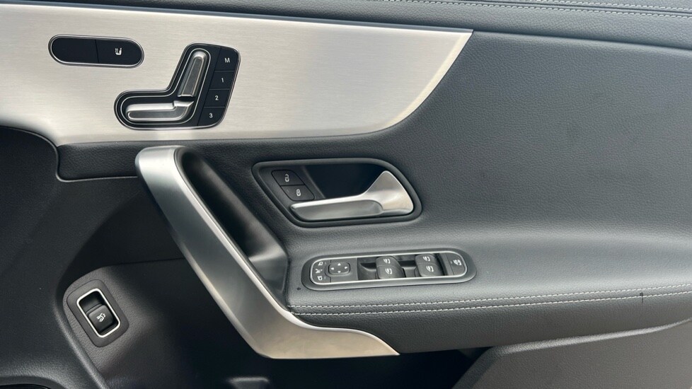 Used Mercedes-Benz CLA 2024 for sale - 77018293: Photo 37