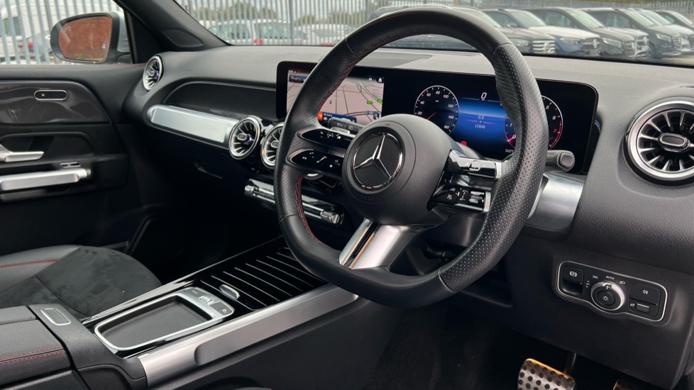 Used Mercedes-Benz GLB 2025 for sale - 76272976: Photo 3