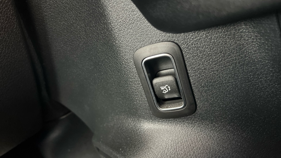 Used Mercedes-Benz GLB 2025 for sale - 76272976: Photo 54