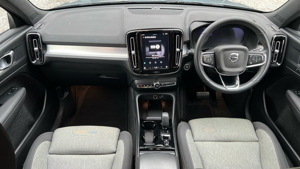 Used Volvo XC40 2022 for sale - 76415145: Photo 11