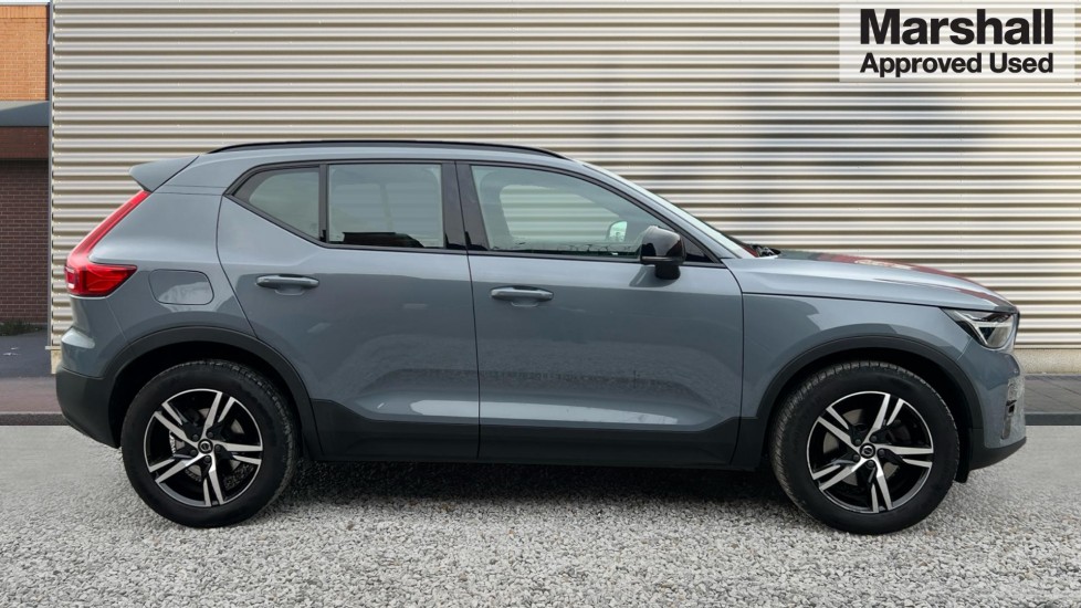 Used Volvo XC40 2022 for sale - 76415145: Photo 2