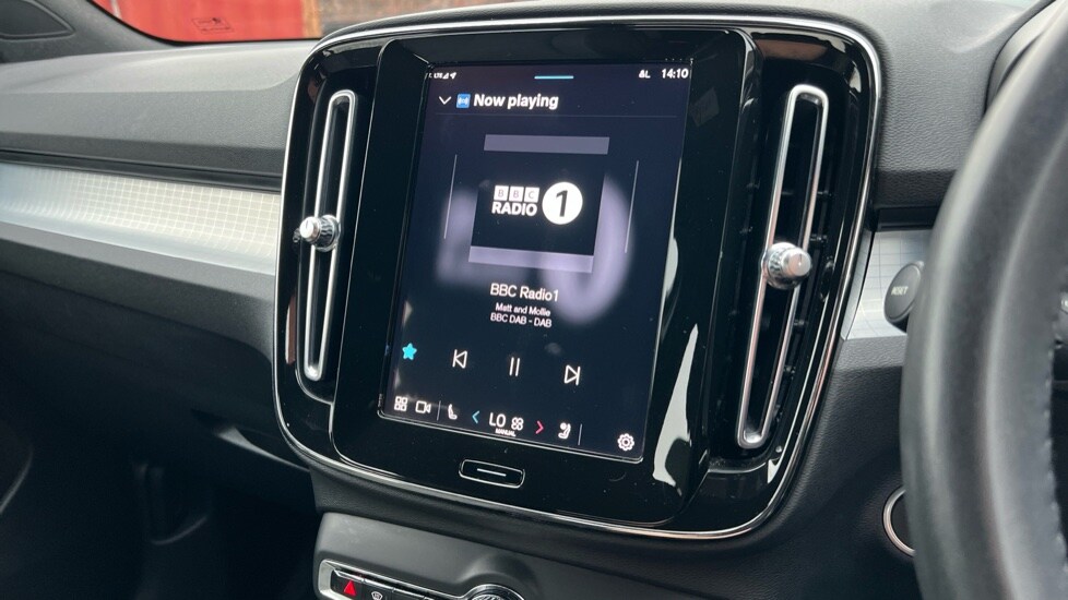 Used Volvo XC40 2022 for sale - 76415145: Photo 35