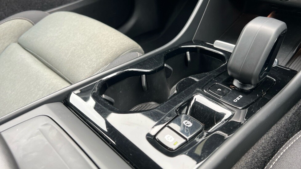 Used Volvo XC40 2022 for sale - 76415145: Photo 51