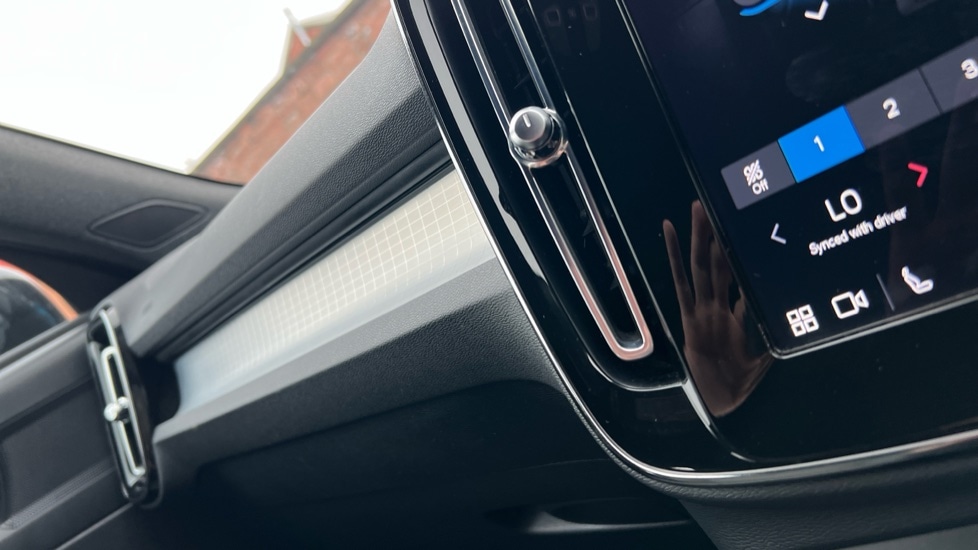 Used Volvo XC40 2022 for sale - 76415145: Photo 52