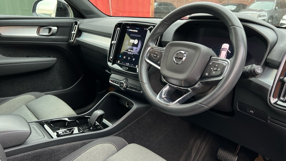 Used Volvo XC40 2022 for sale - 76415145: Photo 9