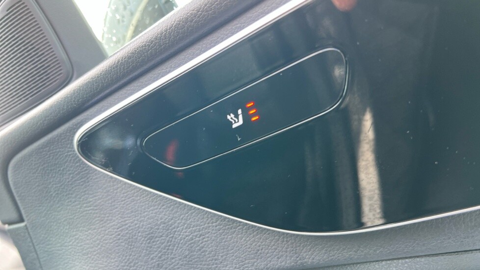 Used Mercedes-Benz C Class 2022 for sale - 76328226: Photo 42