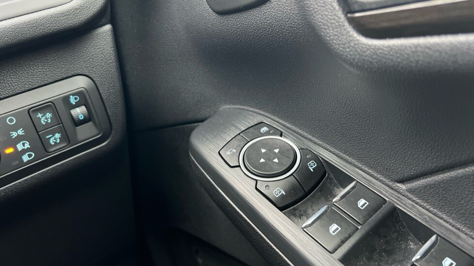 Used Ford Kuga 2023 for sale - 76434812: Photo 49