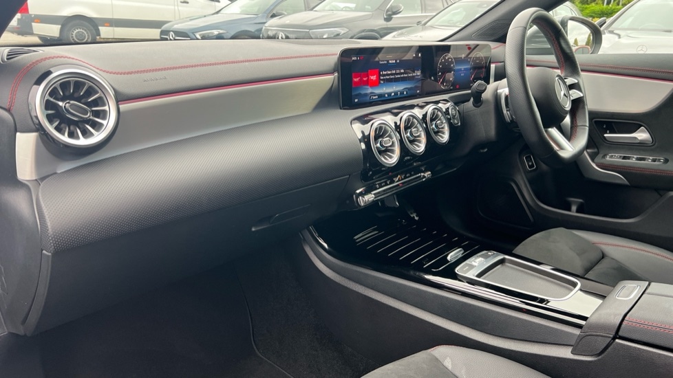 Used Mercedes-Benz CLA 2024 for sale - 76086874: Photo 11