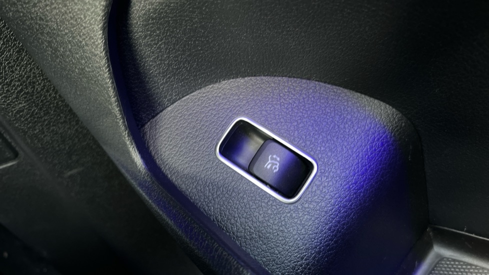 Used Mercedes-Benz GLE 2023 for sale - 76597920: Photo 63