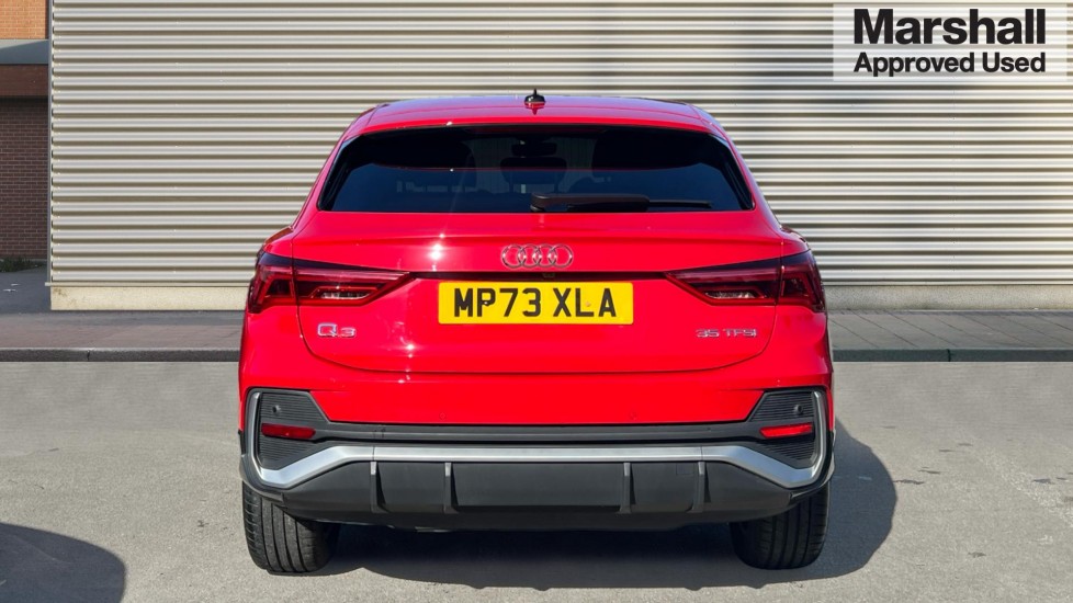 Used Audi Q3 2023 for sale - 76033569: Photo 4