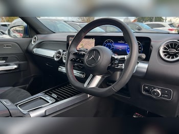 Used Mercedes-Benz EQB 2024 for sale - 76661040: Photo