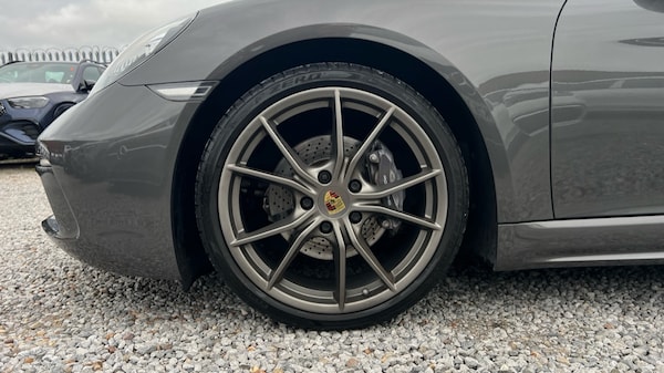 Used Porsche Cayman 2017 for sale - 76203780: Photo 17