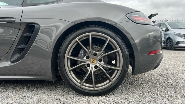 Used Porsche Cayman 2017 for sale - 76203780: Photo 18