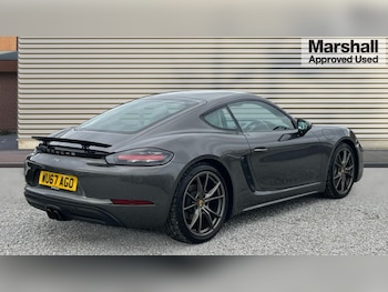 Used Porsche Cayman 2017 for sale - 76203780: Photo 3