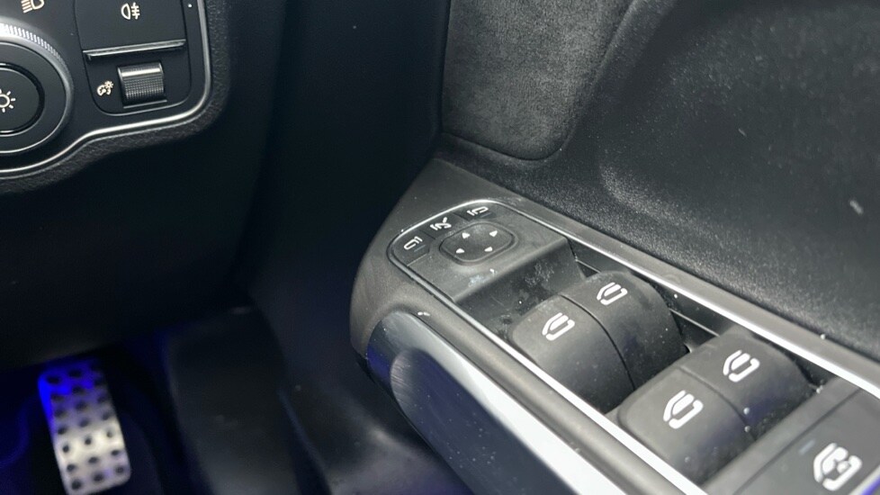 Used Mercedes-Benz GLB 2024 for sale - 76466462: Photo 46