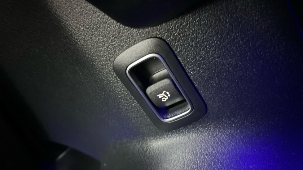 Used Mercedes-Benz GLB 2024 for sale - 76466462: Photo 49