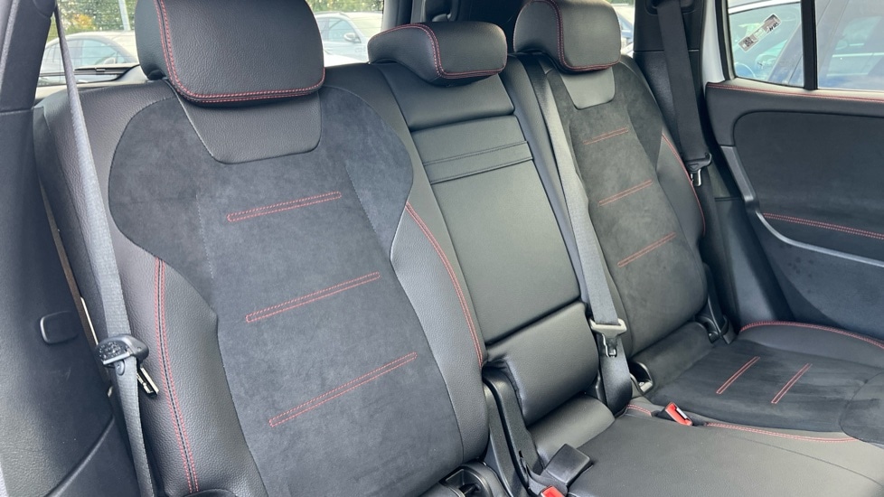 Used Mercedes-Benz GLB 2024 for sale - 76086820: Photo 15