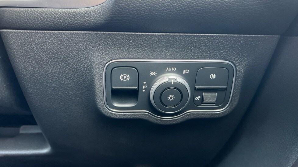 Used Mercedes-Benz GLB 2024 for sale - 76086820: Photo 55