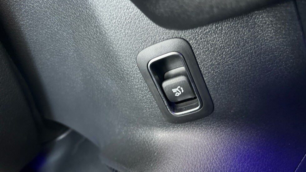 Used Mercedes-Benz GLB 2024 for sale - 76086820: Photo 56