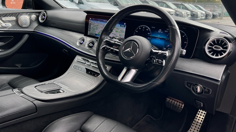Used Mercedes-Benz E Class 2021 for sale - 76328070: Photo 3