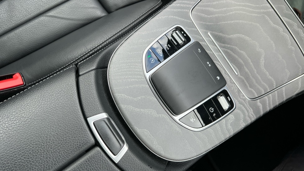 Used Mercedes-Benz E Class 2021 for sale - 76328070: Photo 35