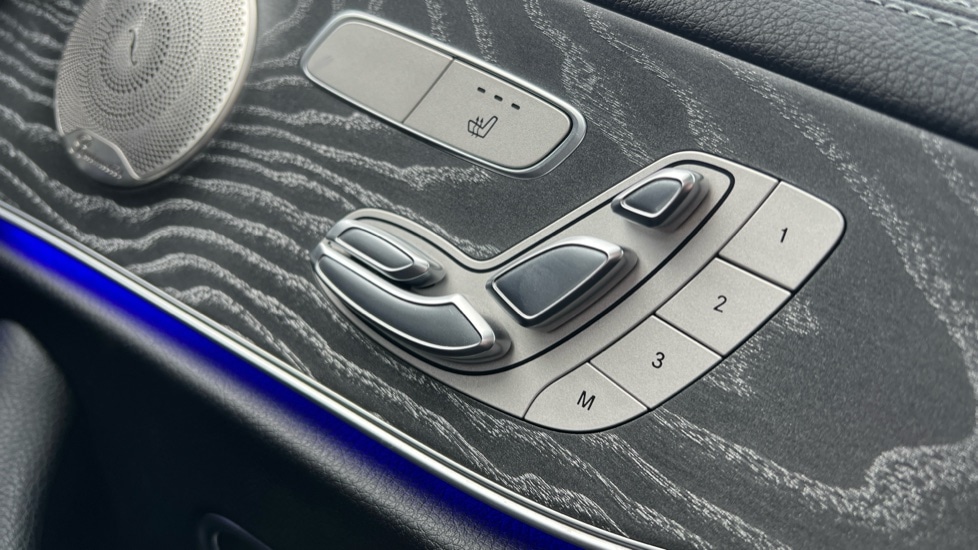 Used Mercedes-Benz E Class 2021 for sale - 76328070: Photo 53