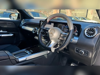 Used Mercedes-Benz GLB 2024 for sale - 75946738: Photo