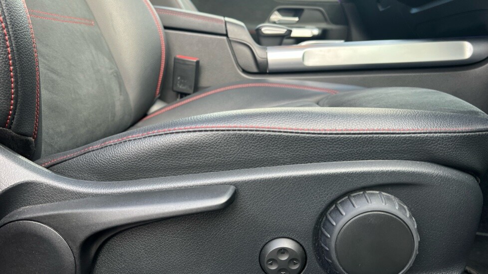 Used Mercedes-Benz EQB 2022 for sale - 76261467: Photo 39