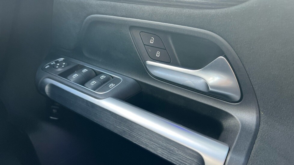 Used Mercedes-Benz EQB 2022 for sale - 76261467: Photo 52