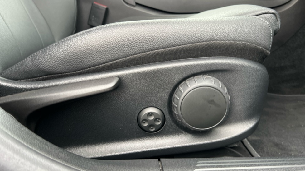 Used Mercedes-Benz CLA 2024 for sale - 76459034: Photo 39