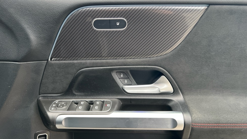 Used Mercedes-Benz GLB 2024 for sale - 77057756: Photo 37