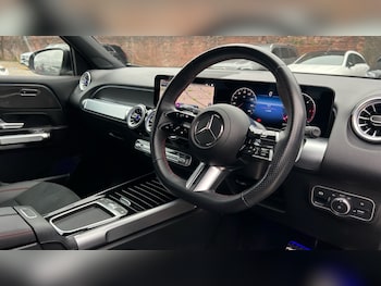 Used Mercedes-Benz GLB 2024 for sale - 77057756: Photo