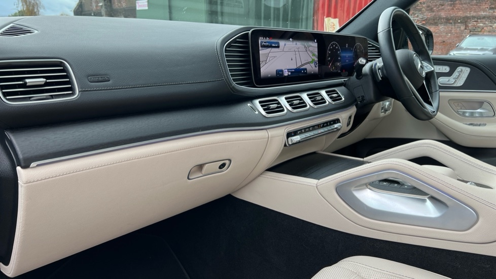 Used Mercedes-Benz GLE 2024 for sale - 76261709: Photo 11