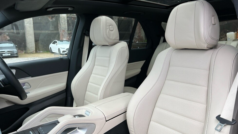 Used Mercedes-Benz GLE 2024 for sale - 76261709: Photo 14