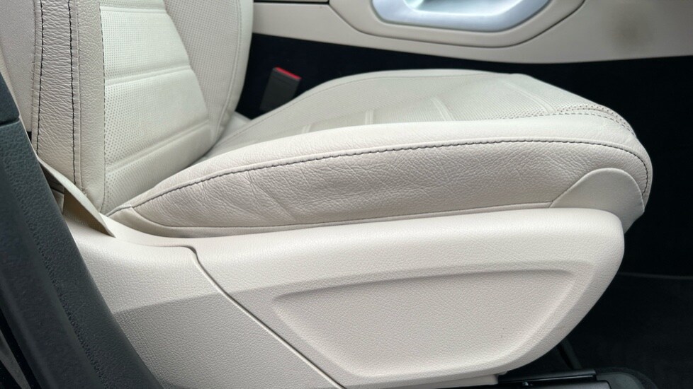 Used Mercedes-Benz GLE 2024 for sale - 76261709: Photo 39