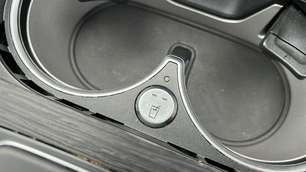 Used Mercedes-Benz GLE 2024 for sale - 76261709: Photo 63