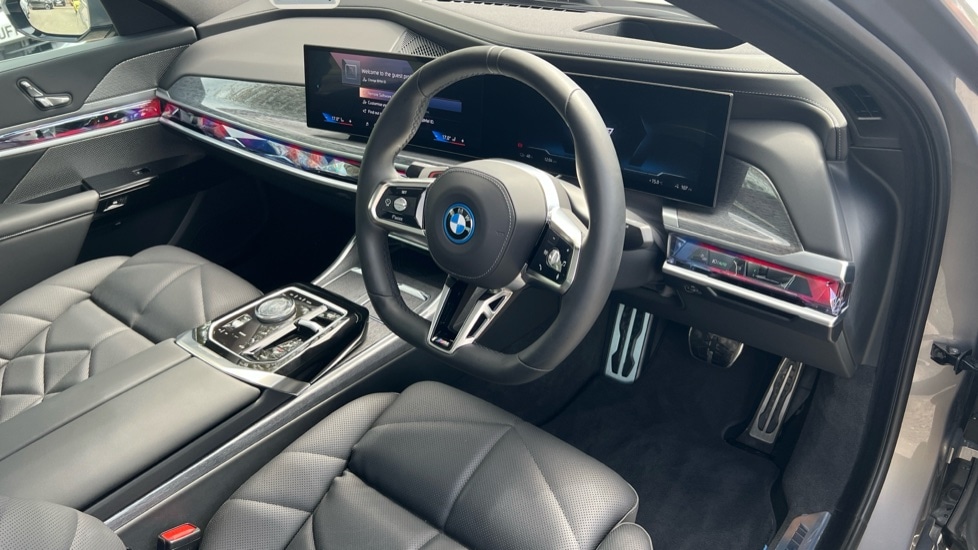 Used BMW i7 2024 for sale - 76766111: Photo 9