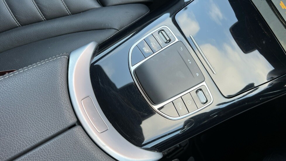 Used Mercedes-Benz EQC 2022 for sale - 77031314: Photo 35